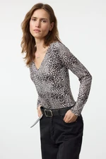 Trendyol Multicolored Leopard Printed Fitted/Fits the Body V Neck Snap-Front Flexible Knit Bodysuit