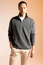 DEFACTO Comfort Fit Sweatshirt