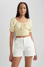 DEFACTO Fitted Crop Patterned Short Sleeve Blouse