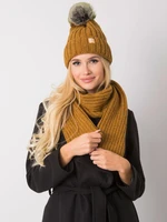 RUE PARIS Set of dark yellow winter hat and scarf