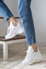 İnan Ayakkabı WOMEN'S WHITE SNEAKERS WITH SNEAKERS Y2020