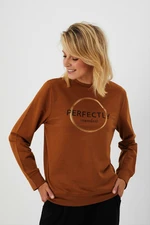 Sweatshirt with inscription