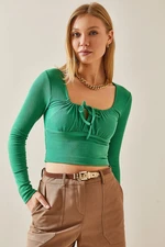 XHAN Green U Neck Laced Camisole Crop Blouse