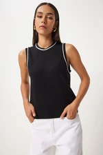 Happiness İstanbul Women's Black Sleeveless Striped Knit Blouse