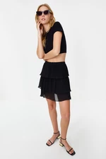 Trendyol Černá plisovaná sukně s volánky z šifonu, mini tkaná sukně