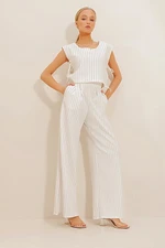 Trend Alaçatı Stili Women's White Crop Top And Palazzo Pants Striped Double Suit