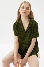 Trendyol zelená viskózová pyžama se zvířecím vzorem - košile a šortky