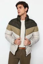 Trendyol pánsky khaki regular fit vetruodolný páperový kabát