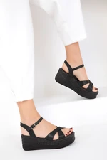 Soho Women's Black Wedge Heels 18871