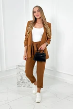 Elegant jacket with trousers with a Camel tie at the front