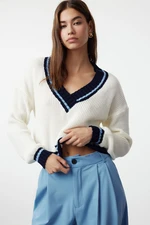 Trendyol Ecru Crop College Themed Knit Sweater