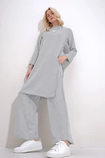 Trend Alaçatı Stili Women's Gray Crew Neck Side Slits and Cuffs Tunic and Palazzo Trousers Double Set