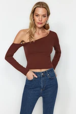 Trendyol Brown One-Shoulder Cotton Slim Fit Crop Knitted Blouse