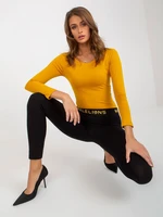 Black casual leggings with elastic waistband