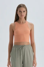 Dagi Orange Singlet