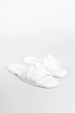 Capone Outfitters Zaren Women's Slippers