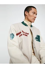 Koton College Jackets Bomber golier Vyšívané detailné patentky gombíky s vreckom.