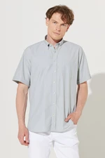 ALTINYILDIZ CLASSICS Men's Khaki Comfort Fit Comfy Cut Buttoned Collar Dobby Short Sleeve Shirt.