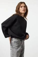 Trendyol Black Relaxed/Comfortable Pattern Stopper Detailed Knitted Sweatshirt