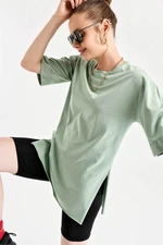 Bigdart 4123 Loose T-shirt with sleeves and a slit