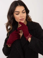 Women's gloves in burgundy color