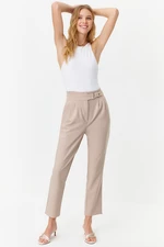 Trendyol Light Brown Carrot Pleated Snap-On Woven Trousers