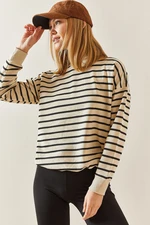 XHAN Cream Crew Neck Striped Sweatshirt