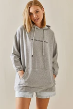 XHAN Gray Kangaroo Pocket Hooded Sweatshirt