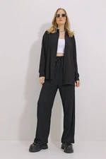 Trend Alaçatı Stili Women's Black Oversize Shirt And Relaxed Cut Crinkle Trousers Suit