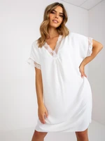 Oversized white dress with short sleeves