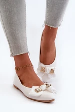 Women's ballerinas made of eco leather with bow and brooch, white satris