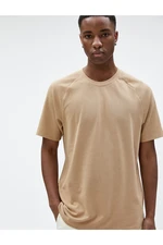 Koton Basic T-shirt Crew Neck Textured Raglan Sleeve Slim Fit.