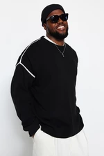 Trendyol Black Plus Size Men's Oversized Fit Wide fit Crew Neck Pile Detailed Knitwear Sweater.