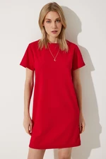 Happiness İstanbul Women's Red Crew Neck Basic Crepe Dress