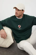 Trendyol Oversize/Wide Cut Crew Neck Sweatshirt with Embroidery Detail