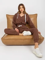 Basic brown tracksuit with clutch sweatshirt