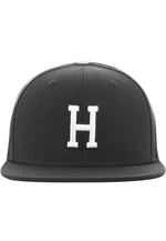 Letter Snapback H