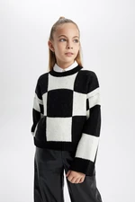 DEFACTO Girls Crew Neck Crop Checkered Sweater