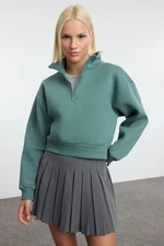 Trendyol Dark Green Relaxed Cut Crop Zippered Stand Collar Thick Inside Fleece Knitted Sweatshirt