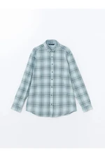 LC Waikiki LCWAIKIKI Classic Green Plaid Regular Fit Long Sleeve Plaid Gabardine Men's Shirt