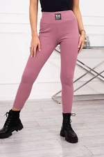 Ribbed high-waisted leggings of dark pink color