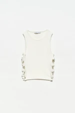 Dilvin 20109 Ring Detailed Crop Top-white