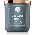 DW Home Signature Sandalwood Myrrh vonná sviečka 260 g