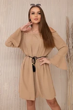 Dress with a camel string at the waist