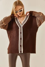 XHAN Brown Buttons Knitted Cardigan