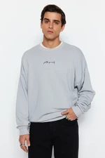 Trendyol Gray Men's Oversized Crew Neck Sweatshirt with Label Detail and Text Print.