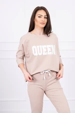 Set with beige Queen print