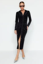 Trendyol Black Velvet Fitted/Slippery Polo Neck Midi kötött ruha