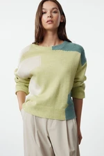 Trendyol Green Soft Textured Color Blocked Knitwear Sweater