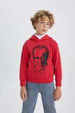 DEFACTO Boy&#39;s Atatürk Printed Red Hooded Sweatshirt